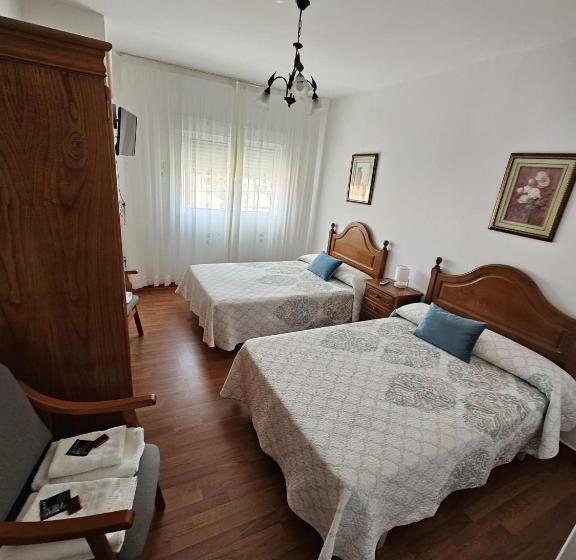 Семейный Номер, Habitaciones Pensión Lubina