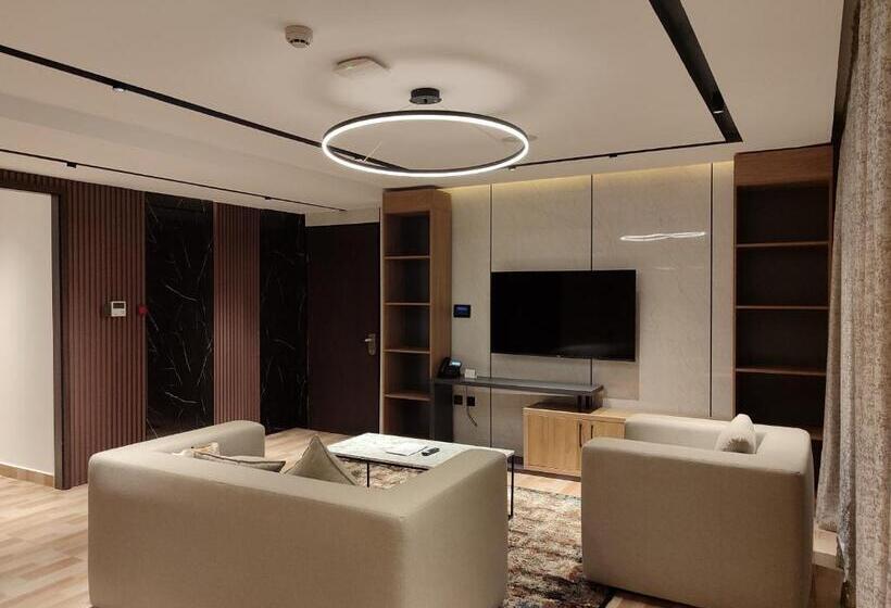 آپارتمان 2 خوابه با بالکن, Brickspoint Boutique Apart
