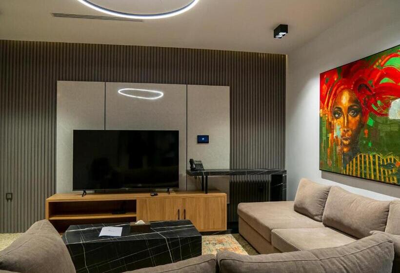 آپارتمان 1 خوابه با بالکن, Brickspoint Boutique Apart