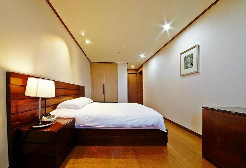 Family Suite, High1 Condominium