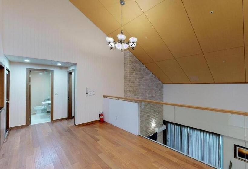 Представительский люкс с видом, High1 Condominium