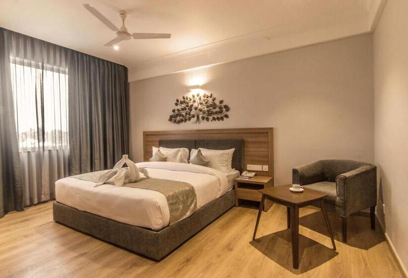 اتاق کلاب, Native Inn By Heda Hospitality