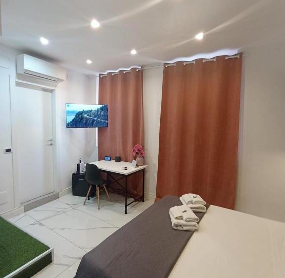 اتاق اکونومی, Black Vulcano Suites&studios