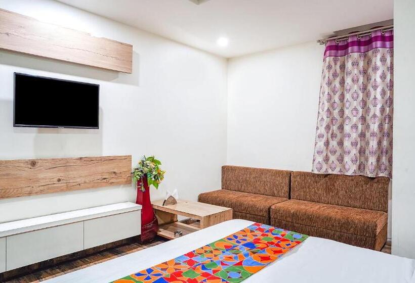 اتاق لوکس, Fabhotel Ashirwad Regency