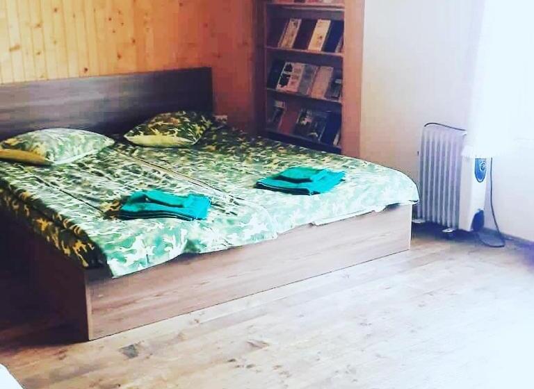 Номер Стандарт, Grün Hof Militray Sadyba
