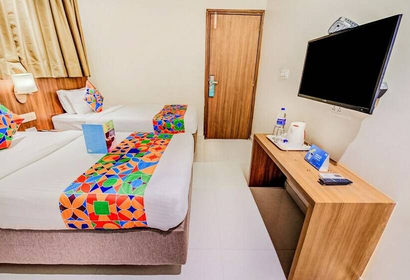 Номер Deluxe, Fabhotel Hyson International Midc