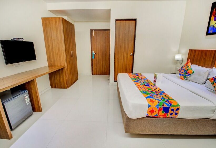 Номер Deluxe, Fabhotel Hyson International Midc