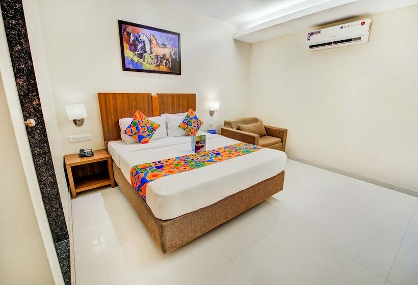 Номер Deluxe, Fabhotel Hyson International Midc