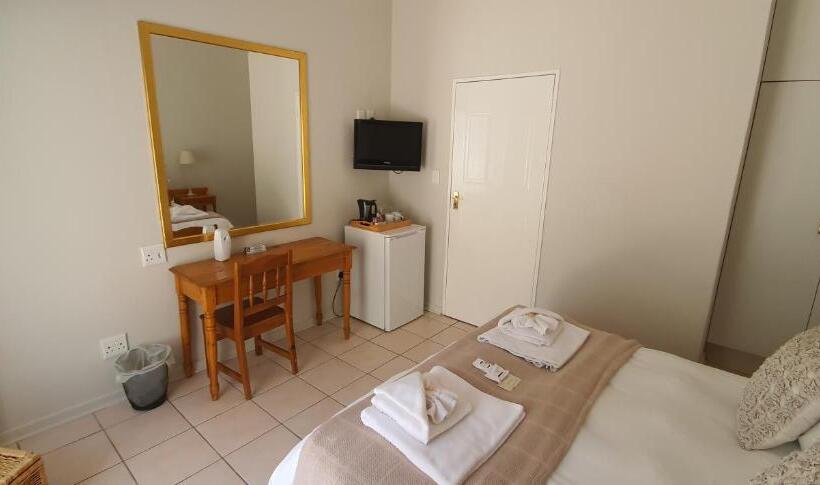 Номер Стандарт Вид на Сад, Acacia Westdene B&b