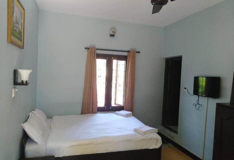 اتاق لوکس, Yeti Guest House