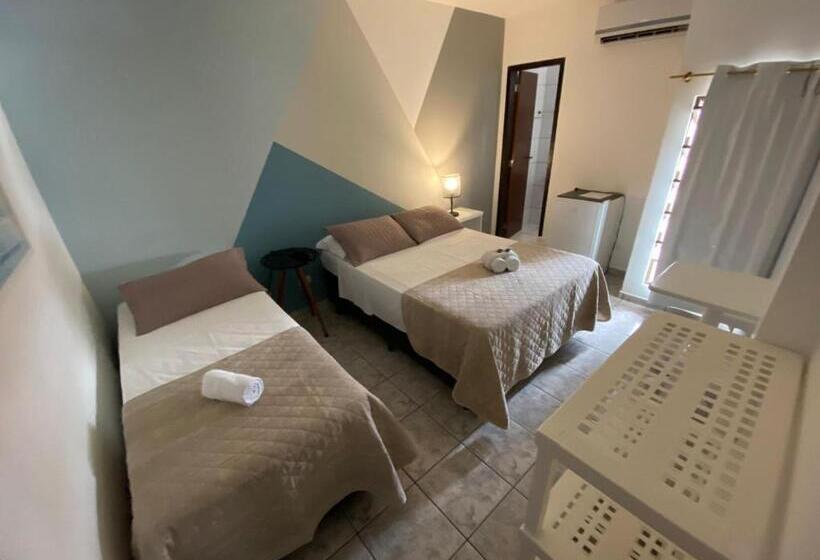 اتاق استاندارد سه نفره, Nautico