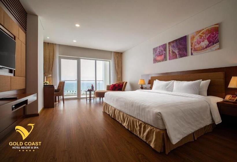 اتاق سوپریور با تخت بزرگ, Gold Coast Hotel Resort & Spa