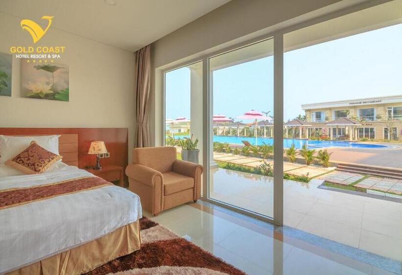 بانگلوی استاندارد, Gold Coast Hotel Resort & Spa