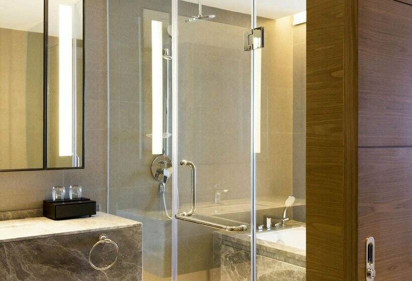 Номер Executive, Novotel Rizhao Suning