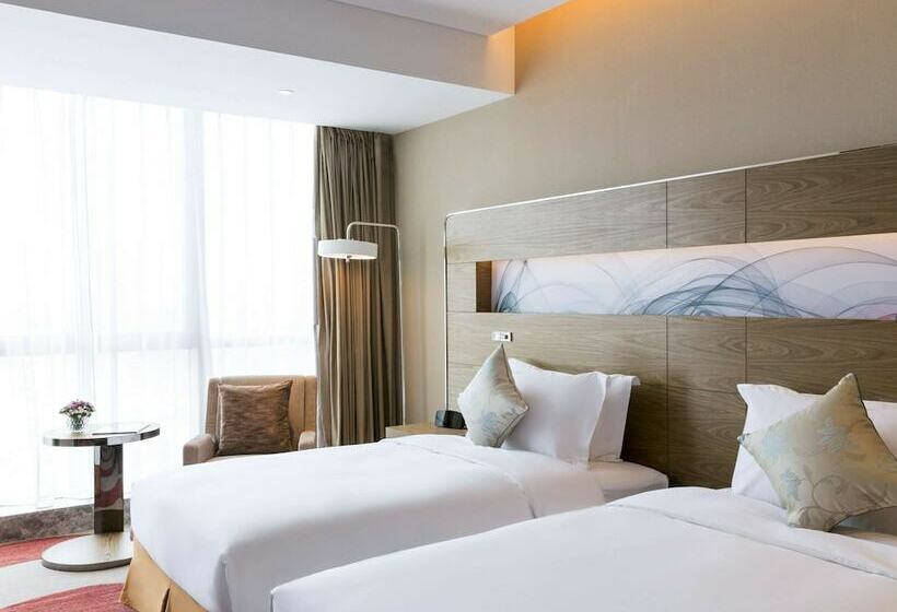 Номер Executive, Novotel Rizhao Suning