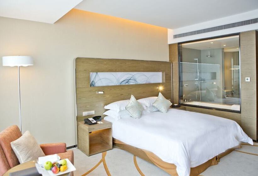 Номер Superior, Novotel Rizhao Suning