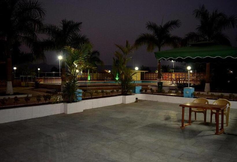スリーベッドルーム　ヴィラ, Anand Agro Tourism Kashid