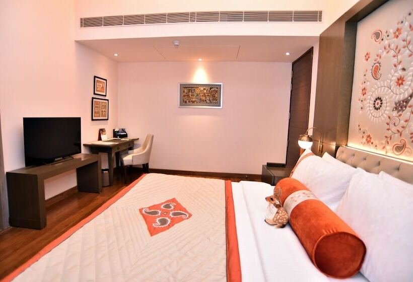 Deluxe Svit, The Lalit Mangar