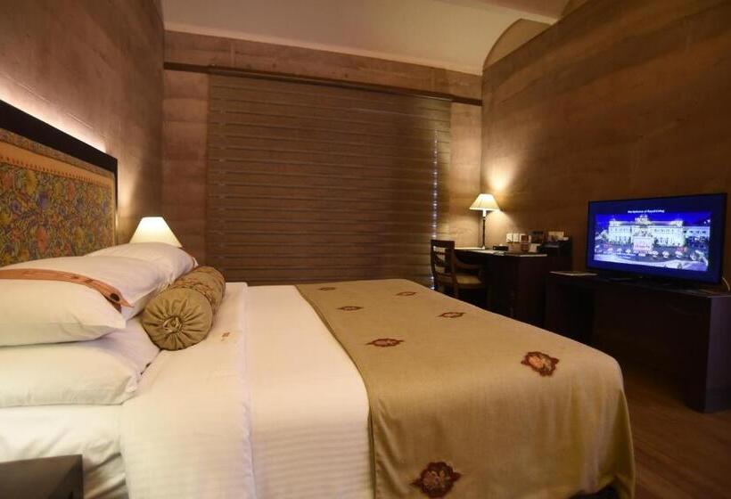 Deluxe Svit, The Lalit Mangar