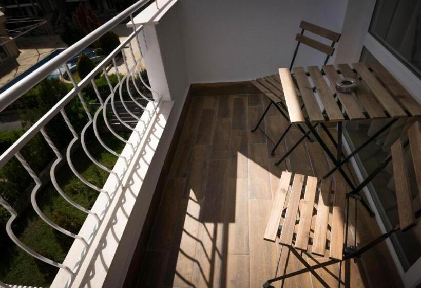 Студия Стандарт, The Mint Villa   Saint Vlas