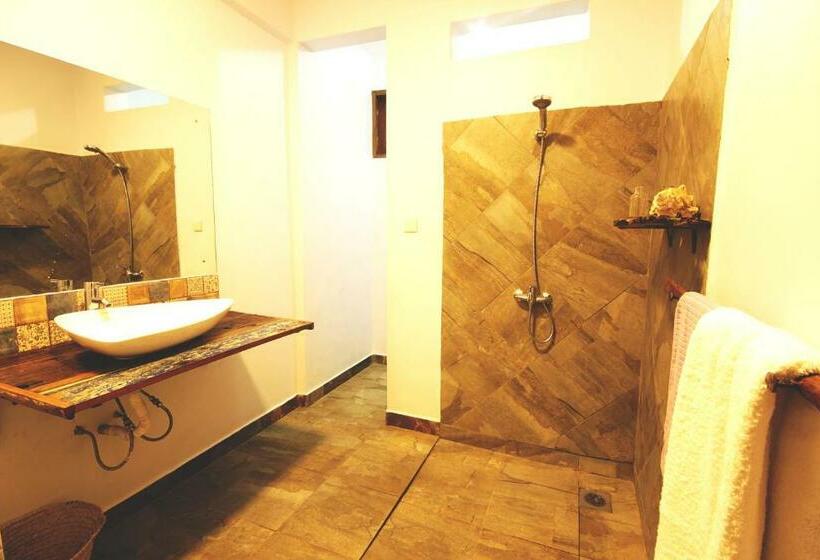 Номер Deluxe, Boulevard Inn Mt Meru