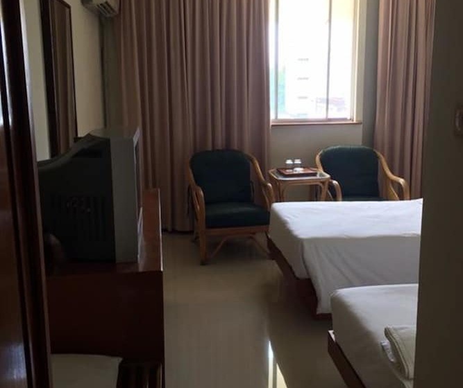 스탠다드 룸, Paradorn Inn