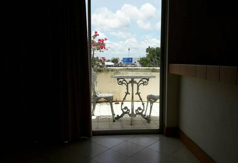 Номер Стандарт, Paradorn Inn