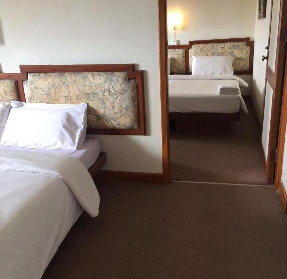 Номер Deluxe с Балконом, Paradorn Inn