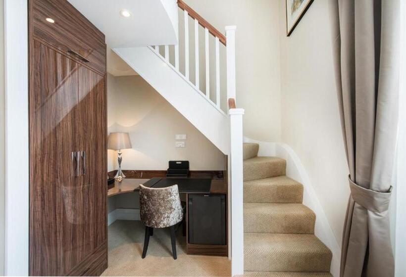 Номер Клуб, The Lansbury Heritage A Sunday Hotel   Canary Wharf