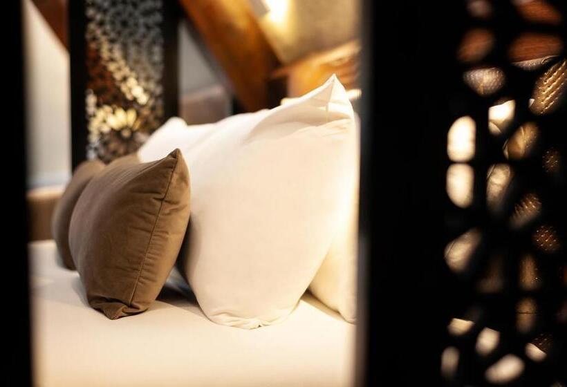 Полулюкс, The Lansbury Heritage A Sunday Hotel   Canary Wharf