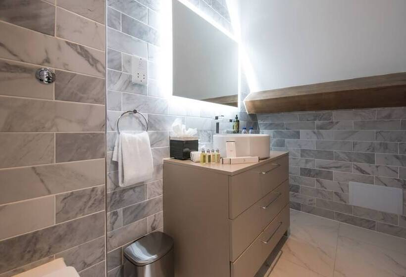 Номер Стандартный с Видом, The Lansbury Heritage A Sunday Hotel   Canary Wharf