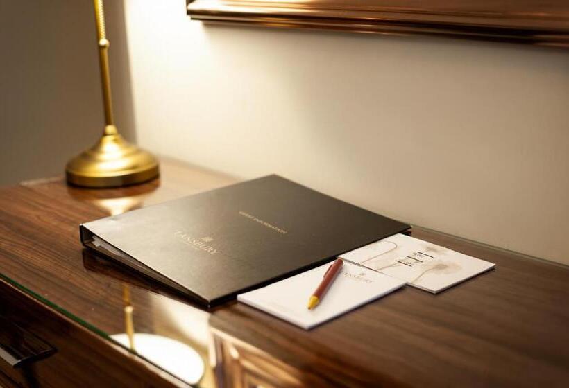 Студия Стандарт, The Lansbury Heritage A Sunday Hotel   Canary Wharf