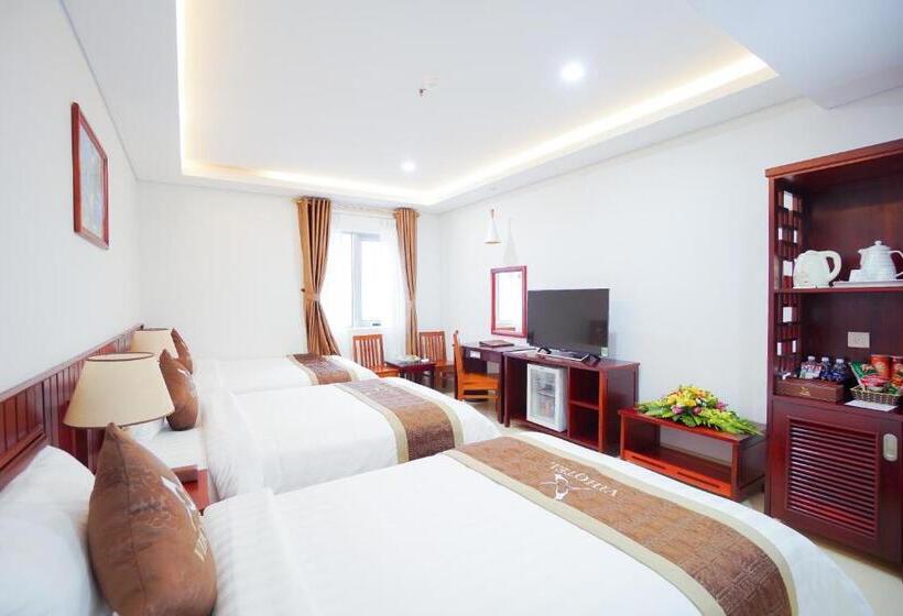 اتاق سوپریور سه تخته, Vinh Hoang