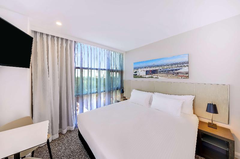 스탠다드 룸 킹사이즈 침대, Travelodge Hotel Sydney Airport