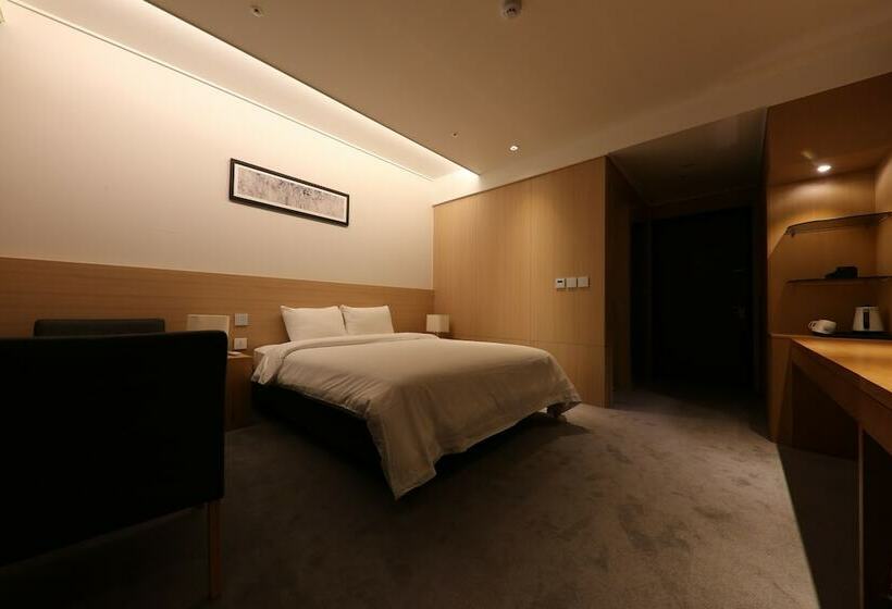 スタンダードルーム, Osong H  Sejong City
