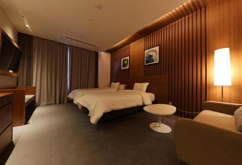 Номер Deluxe, Osong H  Sejong City