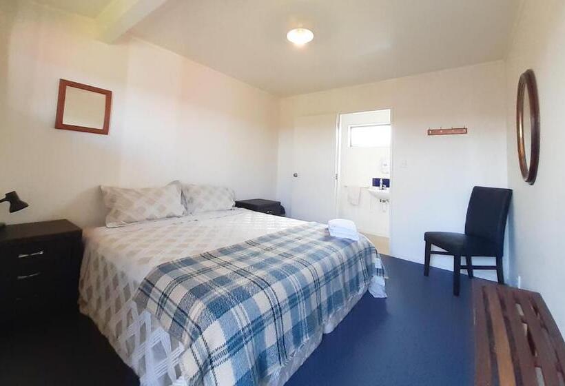 Номер Стандарт, Tongariro River Retreat