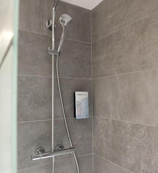 اتاق استاندارد چهار تخته, Campanile Limoges Centre  Gare
