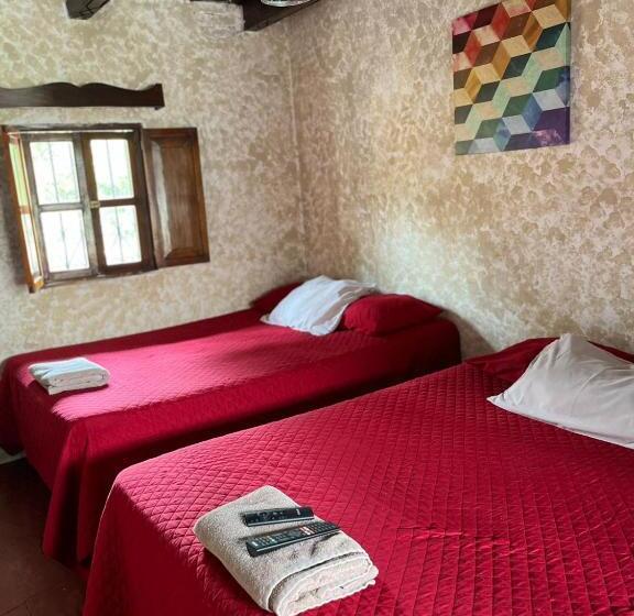 اتاق استاندارد سه تخته با سرویس بهداشتی مشترک, Cristales De Antigua Hotel Cristal