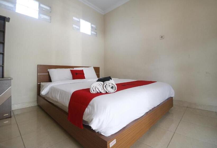 Номер Стандарт, Reddoorz Plus @ Jalan Parangtritis 2