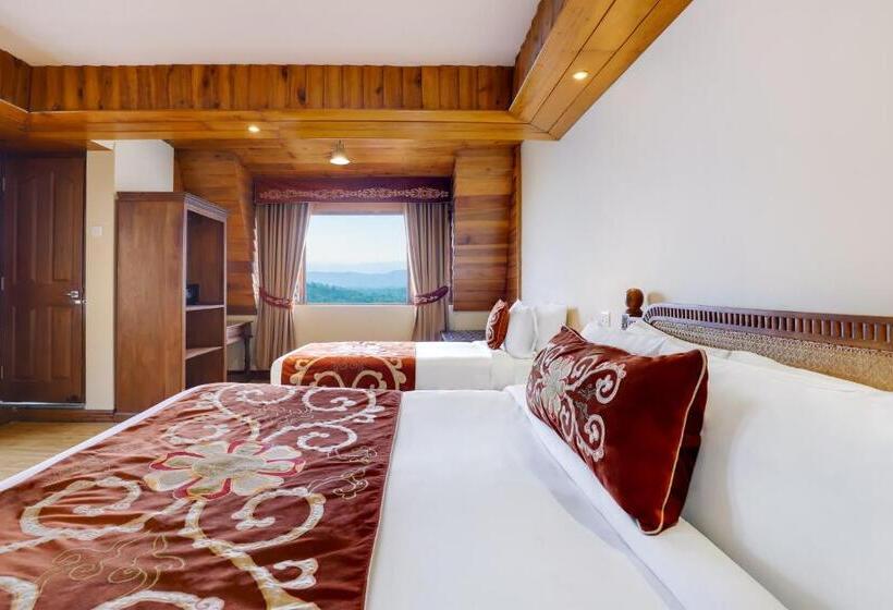 Трехместный Номер Премиум, Summit Hermon Hotel & Spa