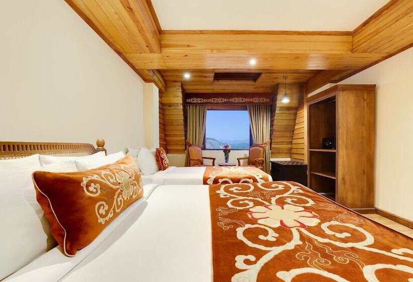 Трехместный Номер Премиум, Summit Hermon Hotel & Spa