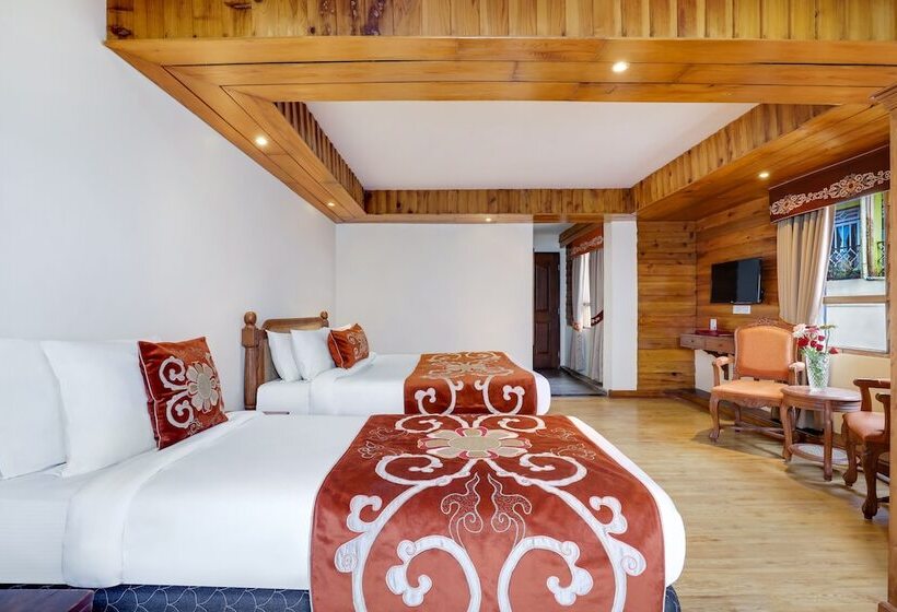 Трехместный Номер Премиум, Summit Hermon Hotel & Spa