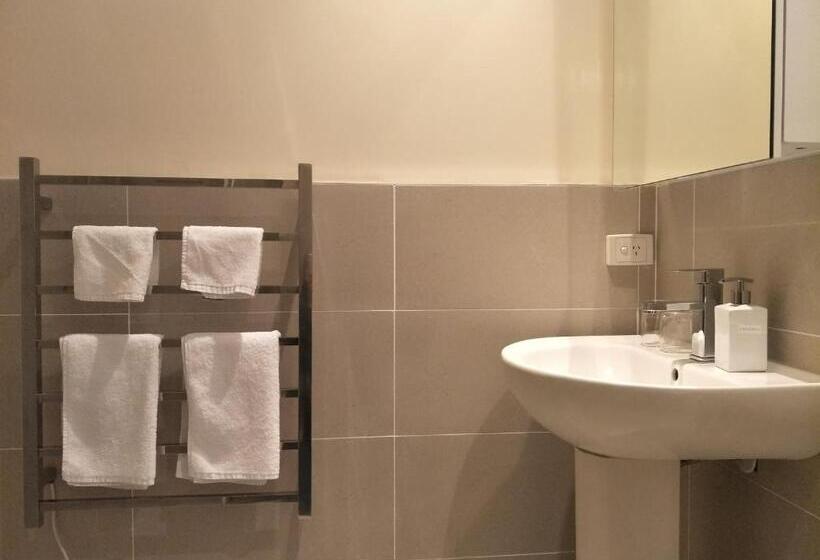 스탠다드 룸 킹사이즈 침대, Grand Central Serviced Apartments