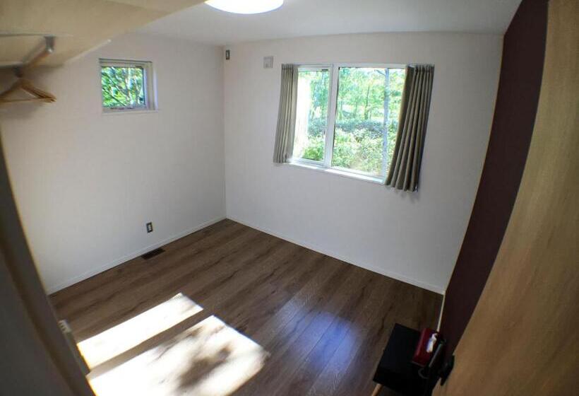 اتاق استاندارد سه نفره, Niseko Kashinoya   Hostel