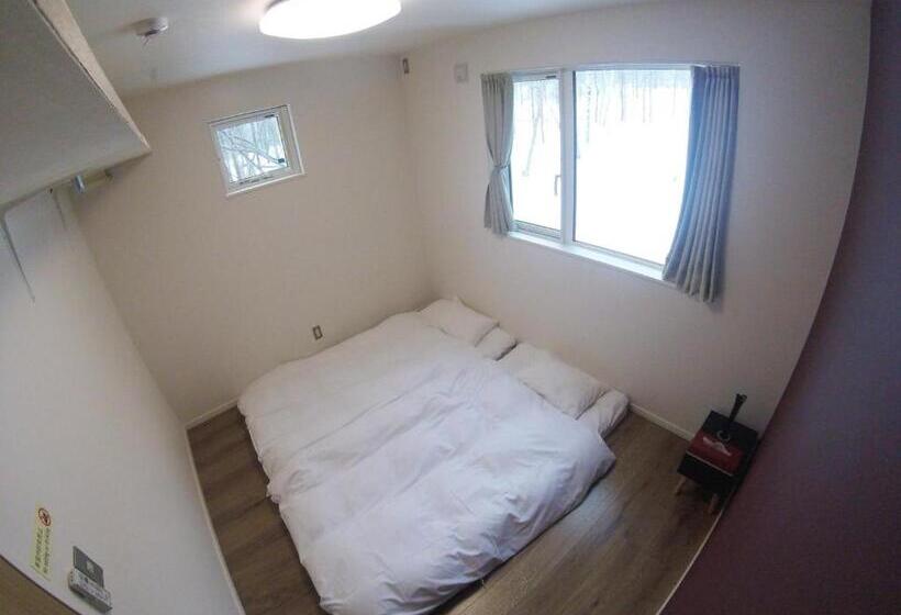 اتاق استاندارد سه نفره, Niseko Kashinoya   Hostel