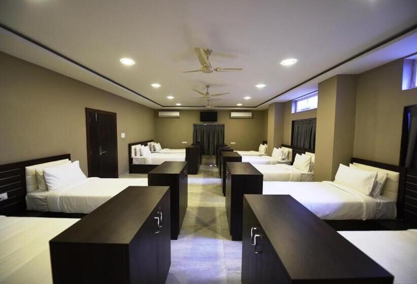 تختخواب در اتاق مشترک, Aloha City Stay Raipur