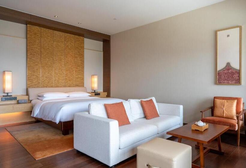 Büyük Çift Kişilik Yataklı Delüks Oda, Hyatt Regency Xiamen Wuyuanwan