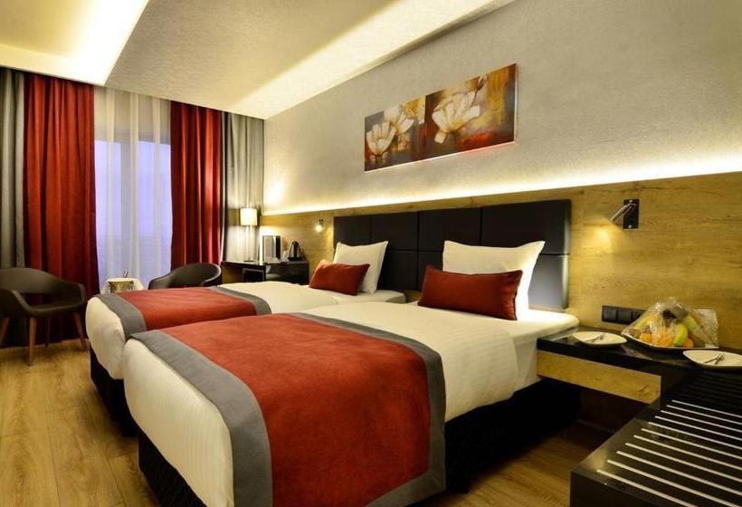 Номер Стандарт, Ramada Encore Gebze