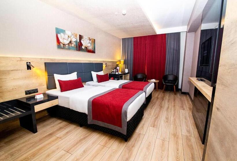 Стандартный Номер Кровать Кинг, Ramada Encore Gebze